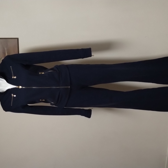 Twisted Heart sweat suit - Picture 3 of 11